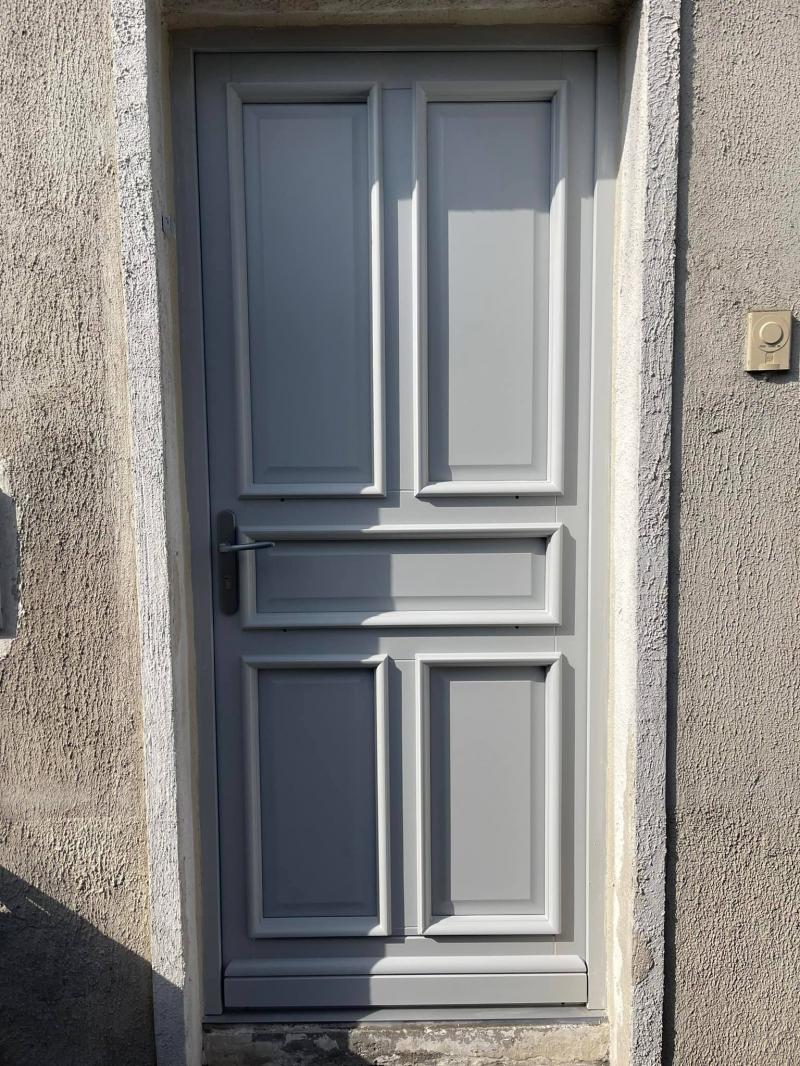 Porte bois peinte Puiseaux